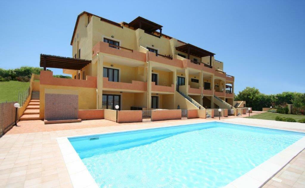 Happy Sun Apartment Castelsardo Eksteriør bilde